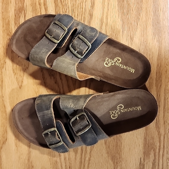 mountain sole Shoes New Mountain Sole Sandals Poshmark